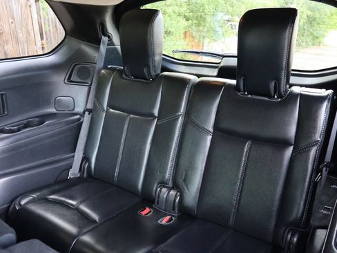 Used 2016 Nissan Pathfinder Platinum AWD/4WD image 21
