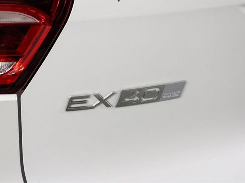 New 2026 Volvo EX40 Plus w/ Climate Package image 15