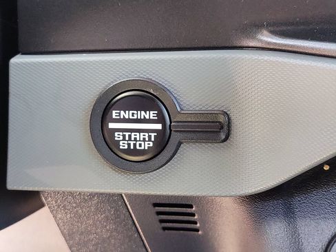 Used 2023 Ford Bronco Big Bend AWD/4WD image 29