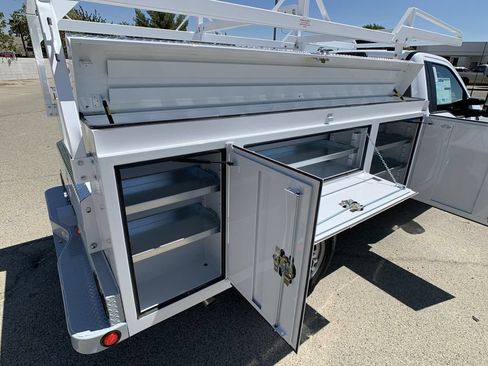 New 2025 Ford F350 XL w/ XL Chrome Package RWD image 59