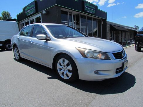 Used 2010 Honda Accord EX-L image 1