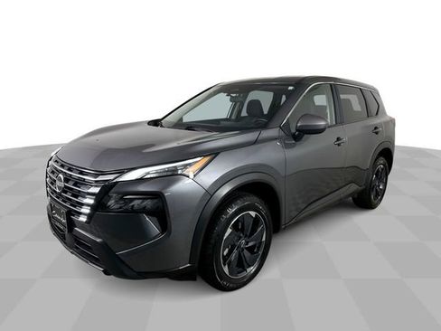 Used 2025 Nissan Rogue SV AWD/4WD image 4
