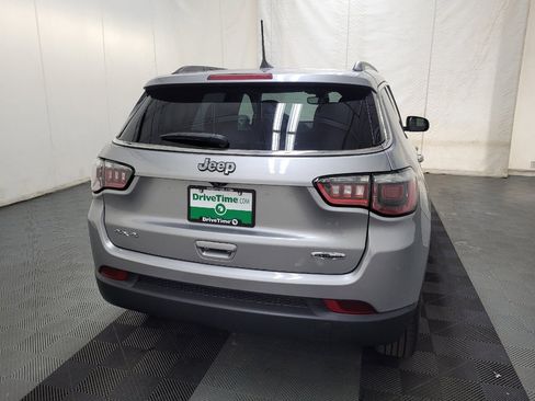 Used 2018 Jeep Compass Latitude w/ Popular Equipment Group AWD/4WD image 7