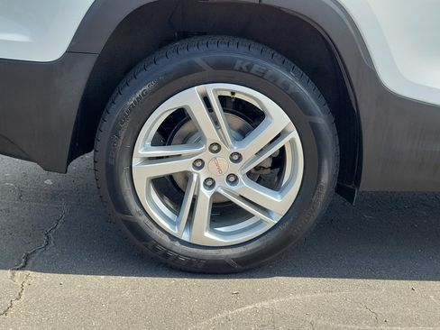 Used 2018 GMC Terrain SLE w/ Driver Convenience Package AWD/4WD image 5