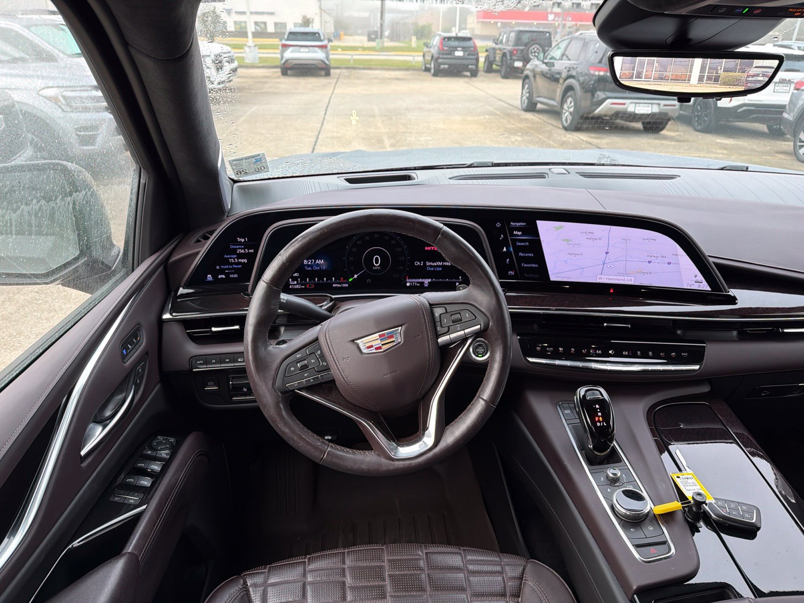Used 2022 Cadillac Escalade ESV Sport Platinum w/ LPO, ONYX Package AWD/4WD image 11