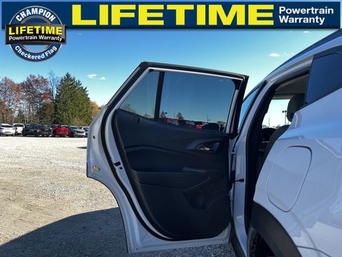 Used 2024 Chevrolet Trax ACTIV w/ Driver Confidence Package image 25