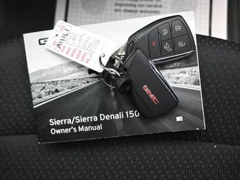 Used 2023 GMC Sierra 1500 Pro w/ Graphite Edition AWD/4WD image 9