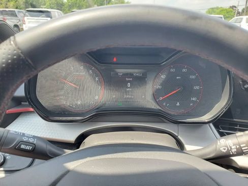 Used 2024 Chevrolet Trax RS w/ Driver Confidence Package FWD image 23