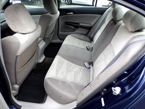 Used 2010 Honda Accord LX-P image 10