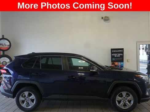 Used 2024 Toyota RAV4 XLE FWD image 2