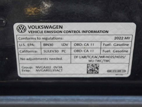 Used 2022 Volkswagen Tiguan SEL R-Line image 28