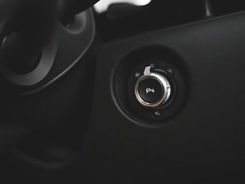 New 2025 McLaren Artura Spider image 29