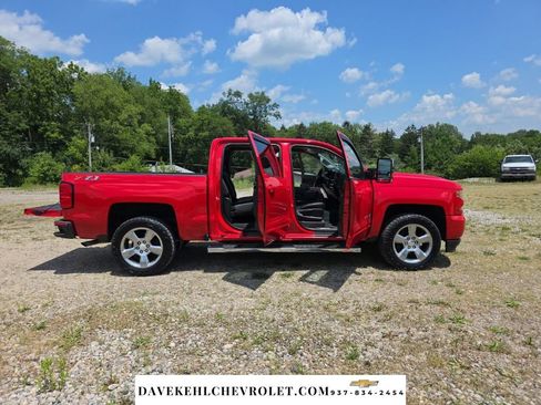 Used 2018 Chevrolet Silverado 1500 LT w/ All Star Edition AWD/4WD image 34