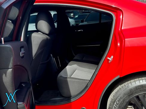 Used 2022 Dodge Charger SXT RWD image 21