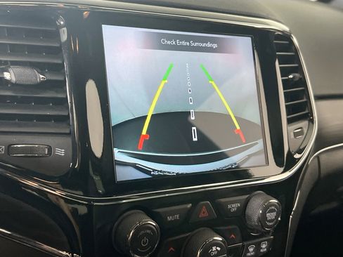 Used 2022 Jeep Grand Cherokee Limited image 14