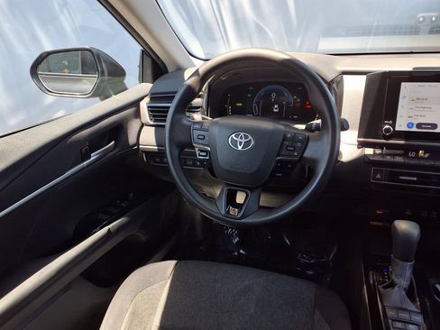 Certified 2025 Toyota Camry LE FWD image 24