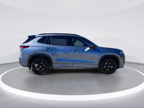 New 2026 Volkswagen Tiguan SE R-Line image 2