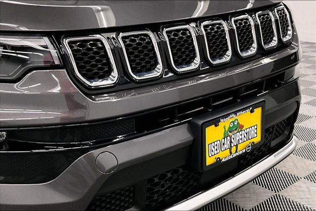 Used 2024 Jeep Compass Limited w/ Elite Group AWD/4WD image 32