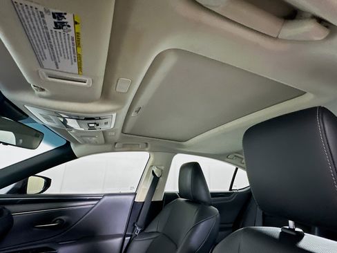 Used 2023 Lexus ES 350 w/ Accessory Package (Z2) FWD image 25