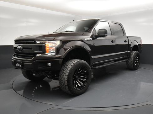 Used 2019 Ford F150 XLT w/ Equipment Group 302A Luxury image 2