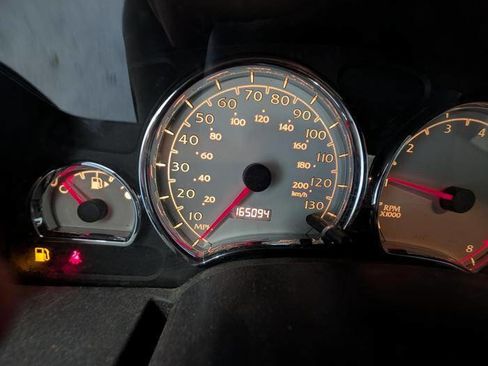 Used 2004 Saturn Vue 2WD V6 image 37