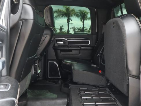 Used 2020 RAM 2500 Laramie w/ Night Edition AWD/4WD image 44