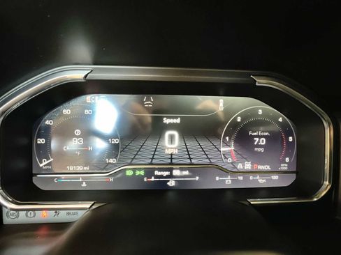 Used 2025 GMC Sierra 3500 Denali w/ Denali Reserve Package image 10