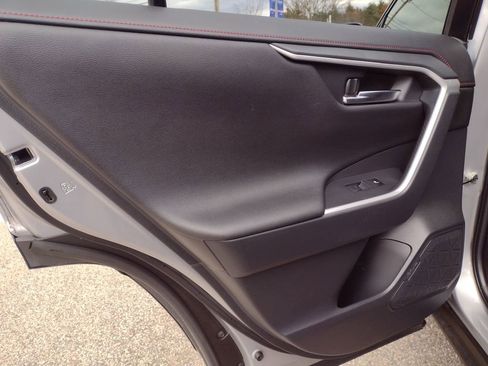 Used 2024 Toyota RAV4 XSE image 15