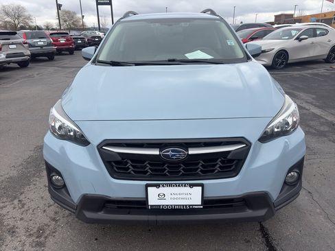 Used 2018 Subaru Crosstrek 2.0i Premium w/ Eyesight System image 2