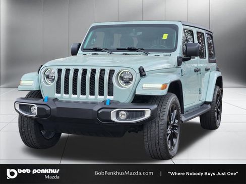 Used 2023 Jeep Wrangler Unlimited Sahara w/ Cold Weather Group image 23