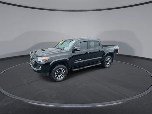 Used 2023 Toyota Tacoma TRD Sport w/ Technology Package image 7
