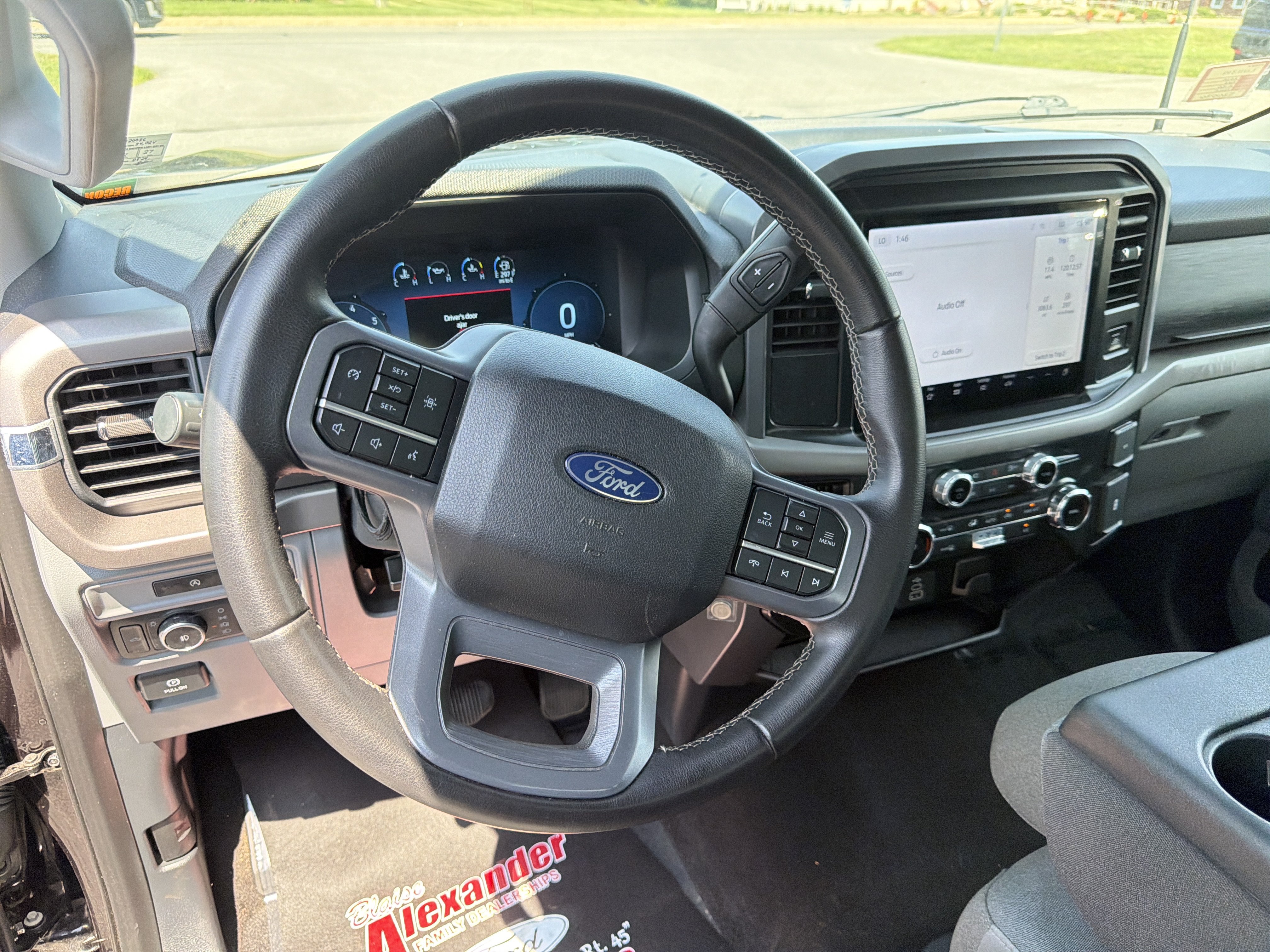 Certified 2025 Ford F150 XLT w/ Equipment Group 301A Standard AWD/4WD image 17