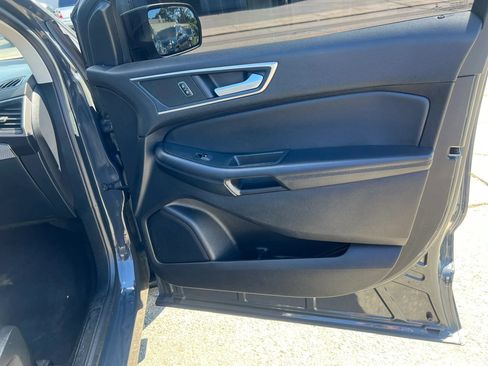 Used 2021 Ford Edge SEL FWD image 29