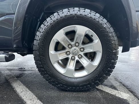 Used 2020 RAM 1500 Laramie image 27