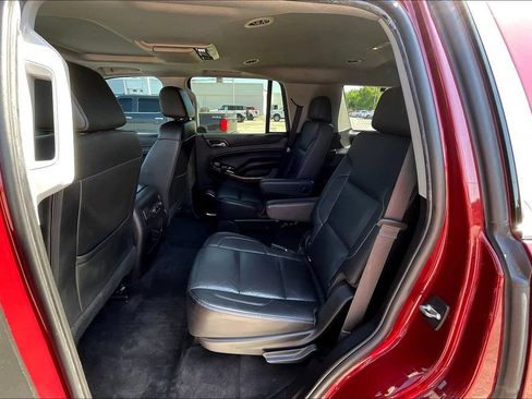 Used 2019 Chevrolet Tahoe Premier AWD/4WD image 7