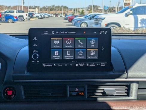 Used 2024 Honda Pilot Elite image 21