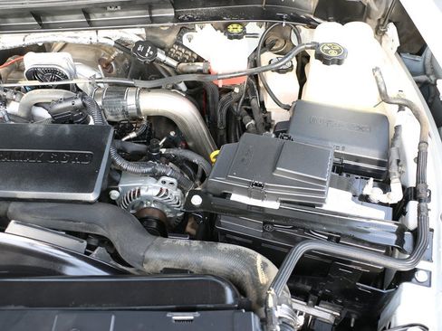 Used 2024 Chevrolet Silverado 3500 LT w/ Convenience Package AWD/4WD image 36