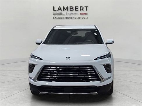 Used 2025 Buick Enclave Preferred image 8