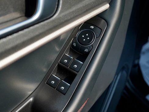 Used 2025 Ford Explorer ST-Line AWD/4WD image 21