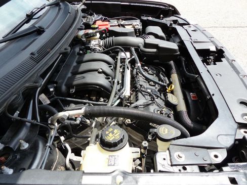 Used 2018 Ford Flex SEL FWD image 31