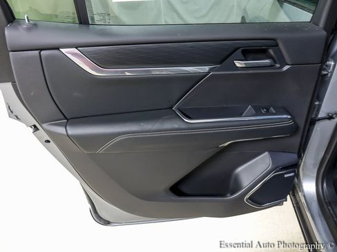 Certified 2025 GMC Acadia Elevation image 22