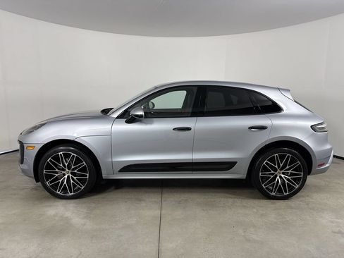Certified 2024 Porsche Macan Turbo AWD/4WD image 2
