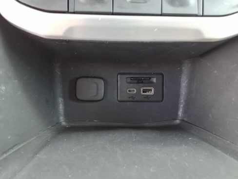 Used 2023 GMC Acadia SLT w/ Preferred Package FWD image 14