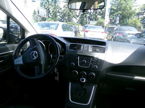 Used 2013 MAZDA MAZDA5 Grand Touring FWD image 10