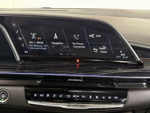 Used 2021 Cadillac Escalade ESV Sport image 13