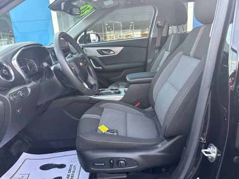 Used 2024 Chevrolet Blazer LT w/ Convenience Package image 11