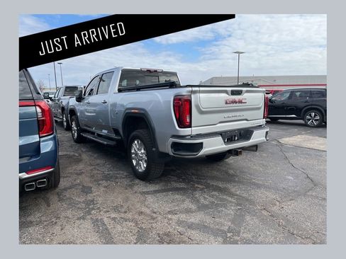 Certified 2021 GMC Sierra 3500 Denali AWD/4WD image 1