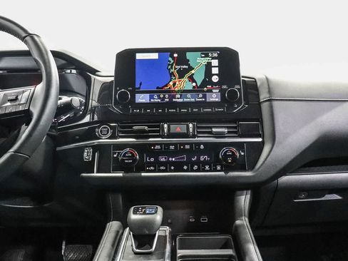 Used 2022 Nissan Pathfinder SL w/ SL Premium Package FWD image 14