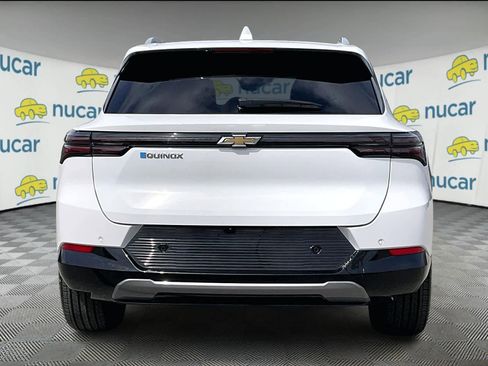 Used 2025 Chevrolet Equinox EV LT image 5