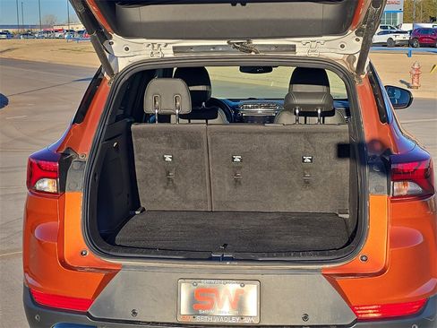 Used 2023 Chevrolet TrailBlazer ACTIV w/ Sun and Liftgate Package image 12